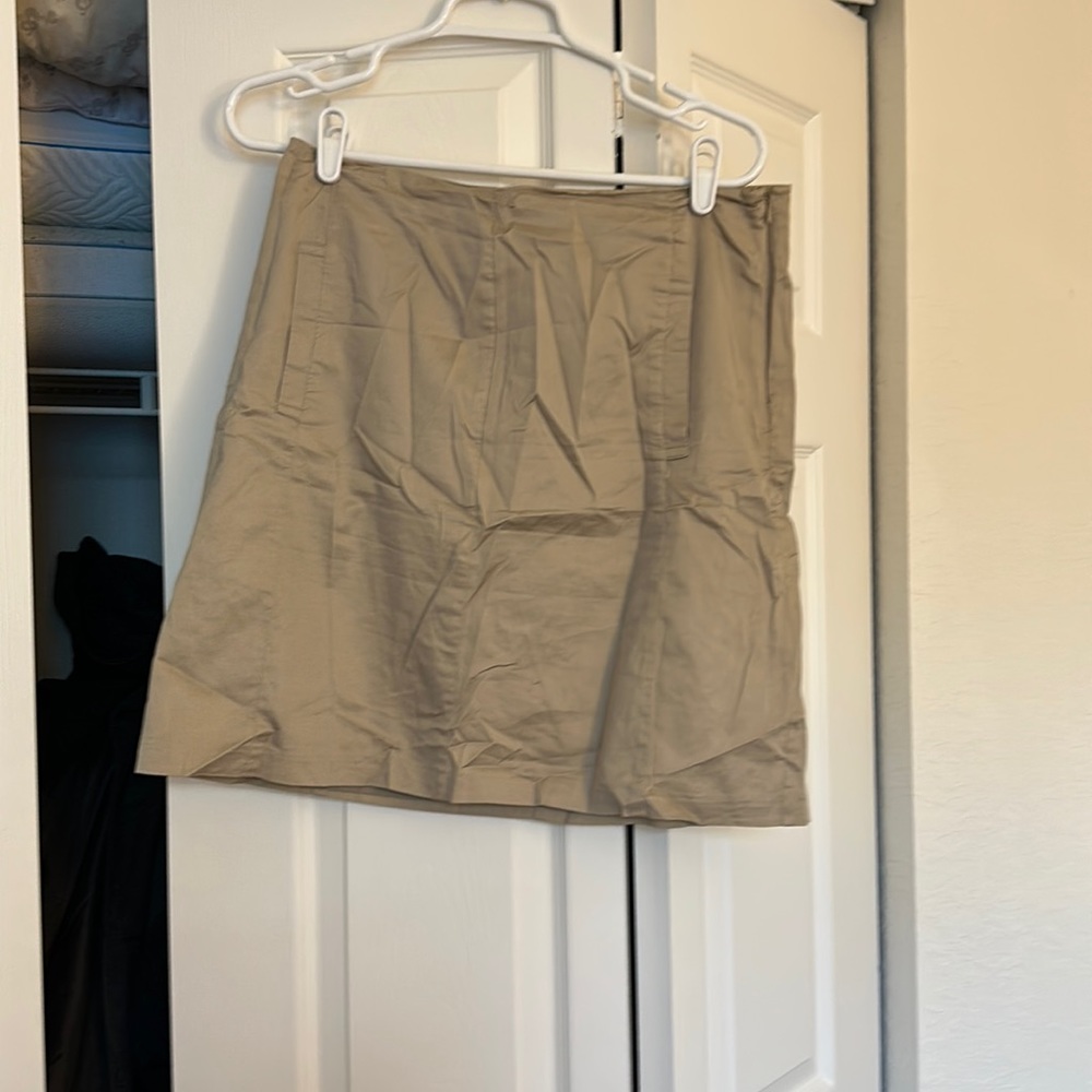 Lightly use, size 8 The Limited work skirt